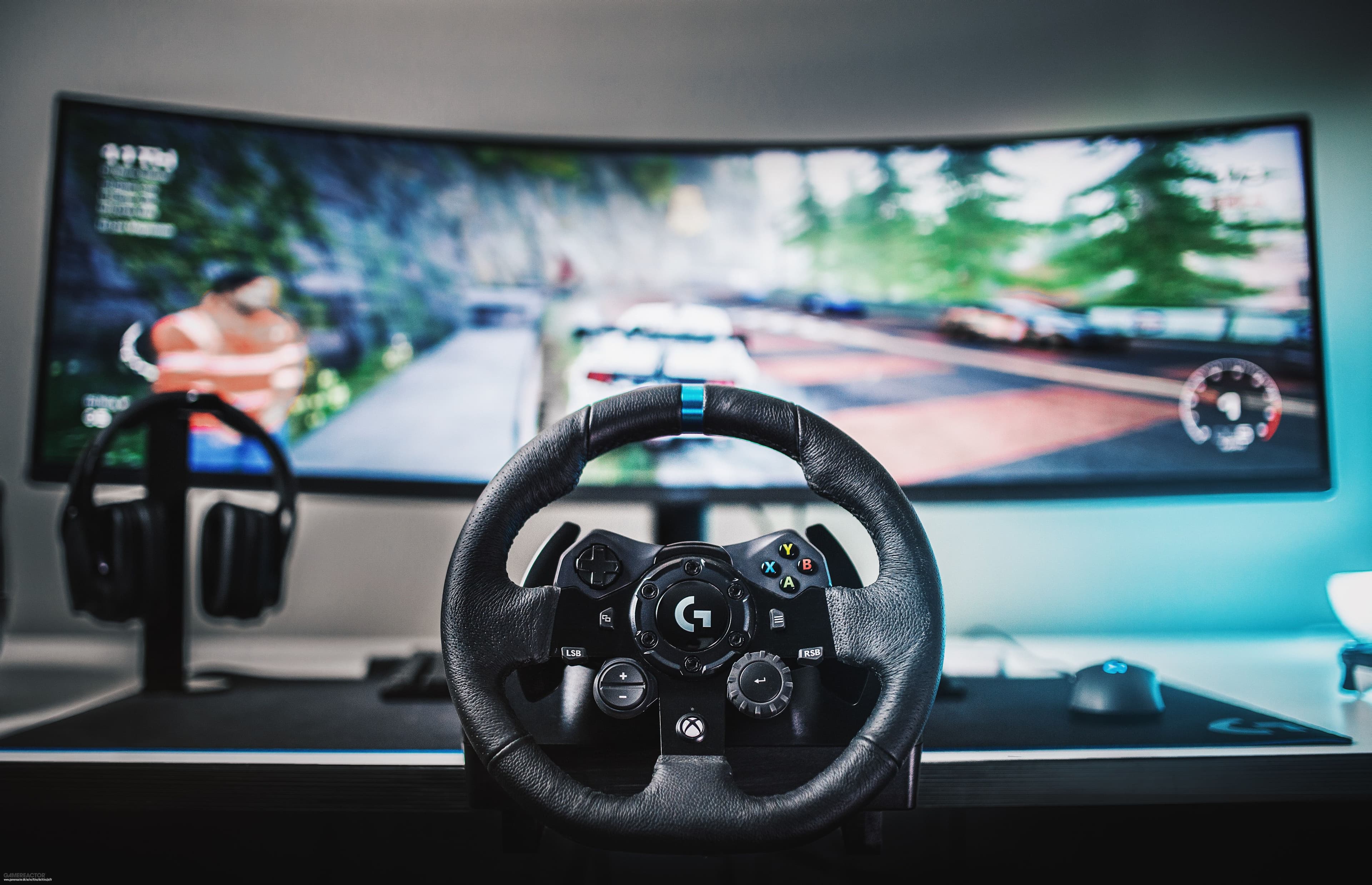 LOGITECH G29 STEERING WHEEL - Image 3